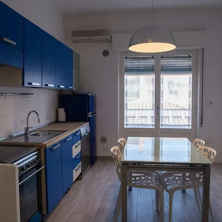 Wonderful House In Apartment *